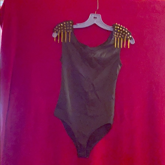 Black shirt - Picture 1 of 2